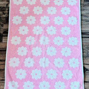 VTG Martex Bath Towel Pink Flower Power Daisy 100% Cotton Groovy Retro MCM USA